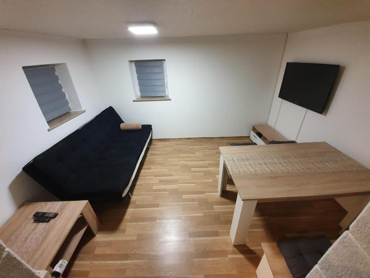 Ferienwohnung Haeusla Hirschaid Exterior foto